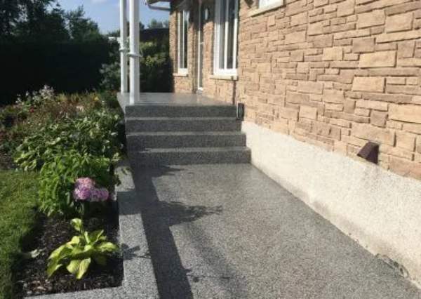 Pose de sol en EPDM Drummondville