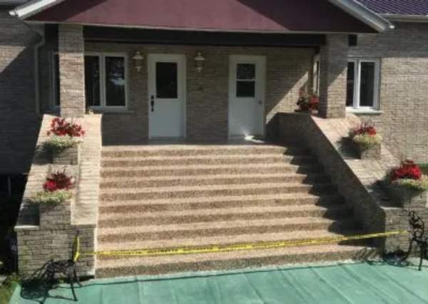 Escalier extérieur en béton Drummondville