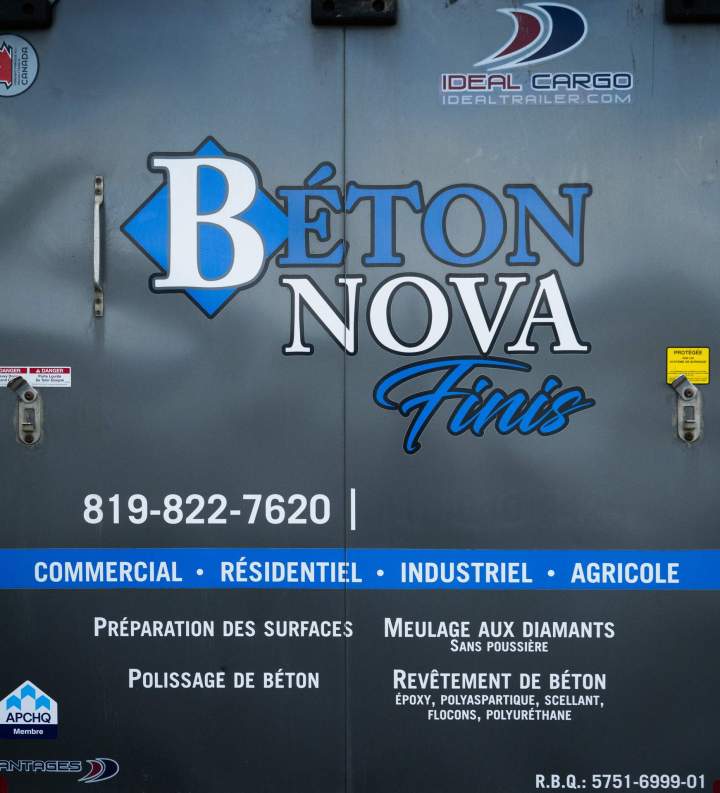 Sol intérieur finition époxy Drummondville