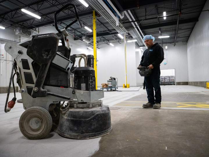 Application d'époxy pour sol industriel Drummondville